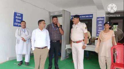 छपरा: डीएम के निर्देश पर छपरा वेयरहाउस का EVM एफएलसी कार्य गुरुवार को हुआ संपन्न, सील किया गया