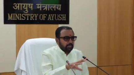बुलढाणा: दिल्ली येथे केंद्रीय राज्यमंत्री प्रतापराव जाधव यांच्या अध्यक्षतेखाली आयुष उद्योग आणि प्रतिनिधींची बैठक संपन्न