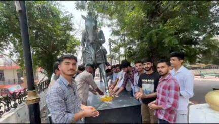नाहन: एनएसयूआई ने नाहन में मनाई शिरोमणि महाराणा प्रताप की जयंती, मालरोड स्थित प्रतिमा पर पुष्प अर्पित कर किया याद
