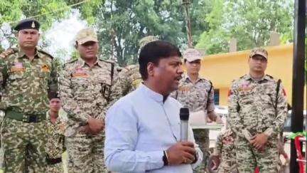 नारायणपुर: मंत्री केदार कश्यप ने DRG जवानों की बहादुरी को सराहा, कहा- बसवराजु का ढेर होना नक्सल विरोधी अभियान की बड़ी जीत
