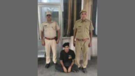 सवाई माधोपुर: सवाई माधोपुर थाना मान टाउन ने दो माह से फरार ऑनलाइन साइबर ठगी करने वाले साइबर ठग को किया गिरफ्तार