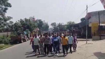 ऊना: निर्माणाधीन केमिकल प्लांट के विरोध में नगरवासियों ने किया प्रदर्शन, संतोषगढ़ बाजार दो घंटे रहा बंद