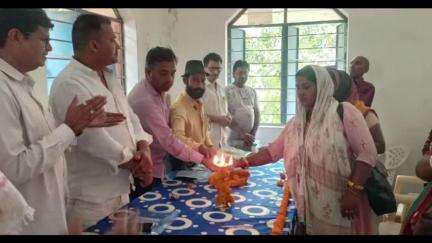 जंदाहा: प्रखंड मुख्यालय के किसान भवन में खरीफ महाभियान पर कार्यशाला सह प्रशिक्षण शिविर का आयोजन