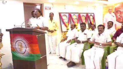 இராஜபாளையம்: சோளச்சேரியில் பெருந்தலைவர் காமராஜர் மக்கள் கட்சி தமிழ்நாடு நாடார் பேரவை மாநில மாவட்ட ஆலோசனைக் கூட்டத்தில் முன்னாள் அமைச்சர் பங்கேற்பு