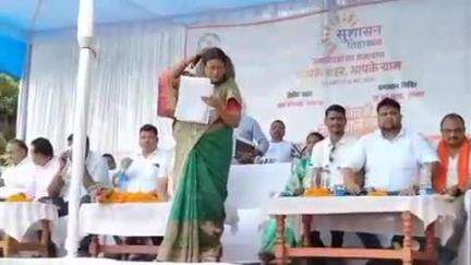 राजपुर: पटवारी ने नाप दिया 30 डिसमिल अधिक जमीन, ककना समाधान शिविर में विधायक भड़कीं, वीडियो हुआ वायरल