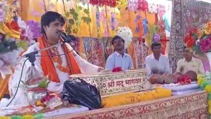 तिर्वा: ठठिया क्षेत्र के ग्राम सिखवापुर में श्रीमद्भागवत कथा का आयोजन, ध्रुव जन्म की कथा सुनकर श्रोता हुए मंत्रमुग्ध