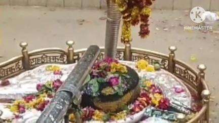 आगर: प्रसिद्ध बैजनाथ महादेव मंदिर के गर्भगृह में गंदे जल का भराव, श्रद्धालुओं को दर्शन में हुई परेशानी