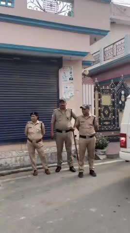 रुद्रपुर: रुद्रपुर कोतवाली पुलिस ने खेड़ा में चलाया सत्यापन अभियान, 19 मालिकों का किया चालान