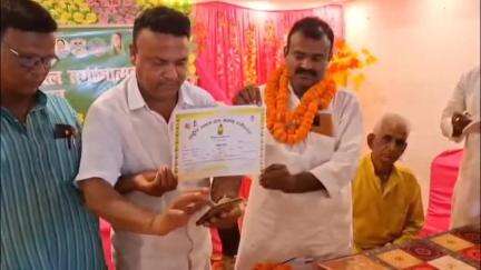 वज़ीरगंज: राष्ट्रीय जनता दल वजीरगंज का संगठनात्मक चुनाव भिंडस में, दिनेश यादव बने प्रखंड अध्यक्ष