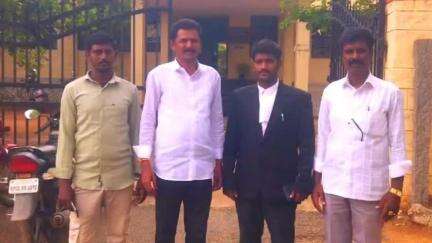 రాయదుర్గం: శిరిగేదొడ్డి గ్రామ ఐటిడిపి నేతలపై 2020 లో బనాయించిన అక్రమ కేసును ఐదేళ్ల తర్వాత కొట్టివేసిన జూనియర్ సివిల్ జడ్జి కోర్టు