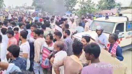 प्राणपुर: सड़क हादसे में जख्मी पीड़ित की इलाज के दौरान मौत, NH-81 पर लोगों ने किया सड़क जाम, प्रशासन से न्याय की गुहार