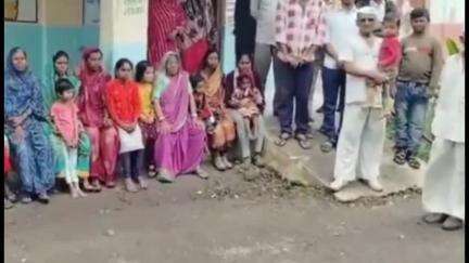 कन्नड: धनगर माळेगावात साथीचे सावट, प्रत्येक घरात आजारी रुग्ण, महिलांचा आरोग्य विभागावर संताप #jansamasya