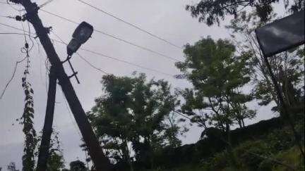নগাঁও: ৰহাৰ ৰণথলিত বিদ্যুৎ পৰিবাহী তাঁৰত লাগি মৃত্যু এজন লোকৰ