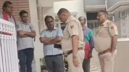 सोजत: सोजत रोड के बालाजी मंदिर के पास बंद मकान के ताले तोड़कर अज्ञात चोरों ने चुराए आभूषण और नगदी, पुलिस मौके पर पहुंची