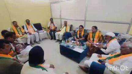 होशंगाबाद नगर: नर्मदापुरम: भाजपा कार्यालय में जिला प्रबंध समिति की बैठक आयोजित, आगामी योजनाओं पर हुई चर्चा, सांसद भी शामिल