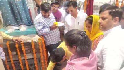 जींद: जींद शहर में डिप्टी स्पीकर डॉक्टर कृष्ण मिढा ने विश्वकर्मा चौक का उद्घाटन किया और महाराजा सूर सैनी चौक की आधारशिला रखी