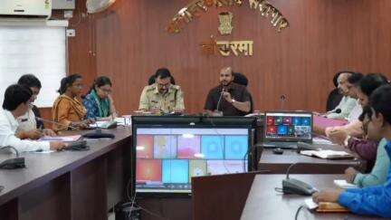कोडरमा: उपायुक्त ऋतुराज की अध्यक्षता में सड़क सुरक्षा समिति की बैठक, दिए आवश्यक दिशा-निर्देश