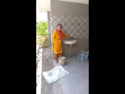 डेहर: सार्वजनिक शौचालय जडोल में ना पानी और ना साफ सफाई, बीडीसी सदस्य ने पंचायत के खिलाफ कार्रवाई की उठाई मांग #jansamasya