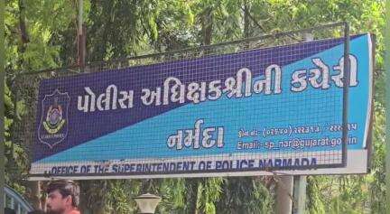 ગરૂડેશ્વર: તાલુકાના ઉંડવા કેનાલ પાસે થી 2 શખ્સો 2 મો,સાઈકલ સાથે 48,000 નો ઇંગ્લિશ દારૂ ઝડપી પાડીને હવાલે કર્યા છે.