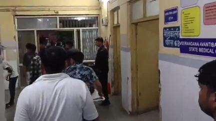 एटा: गांव चन्दन नगर में संदिग्ध परिस्थितियों में 24 वर्षीय युवक ने घर में फांसी लगाकर आत्महत्या की, परिवार में मचा कोहराम
