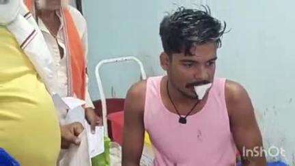बड़हरा: बिराहिमपुर करजा गांव के समीप बाइक और कार की टक्कर में बाइक सवार घायल, बड़हरा स्वास्थ्य केंद्र से आरा रेफर