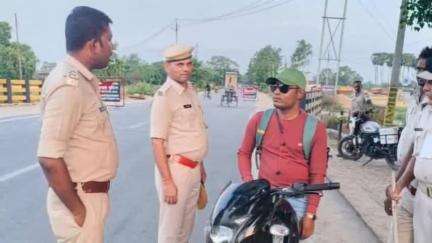 सासाराम: रोहतास में रोको-टोको अभियान के तहत 261 वाहनों की जांच, ₹1,16,500 का जुर्माना वसूला गया