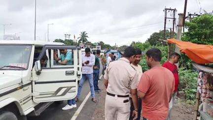 কৃষ্ণনগর ১: কৃষ্ণনগর তারামা মোড় এলাকা থেকে 19 কেজি হেরোইনে মেশানো সামগ্রী সহ গ্রেপ্তার 2 জন