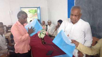 ঝালদা ২: জাতীয় কংগ্রেসের ৩টি অঞ্চলের কর্মী সম্মেলন হল ঝালদা ২ ব্লকের খটঙ্গা হাইস্কুলে, উপস্থিত জেলা কংগ্রেস সভাপতি