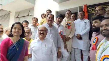 अमळनेर: अमळनेर सहकारी अर्बन बँकेच्या अद्यावत इमारतीचे सहकारमंत्री बाळासाहेब पाटील यांच्याहस्ते लोकार्पण