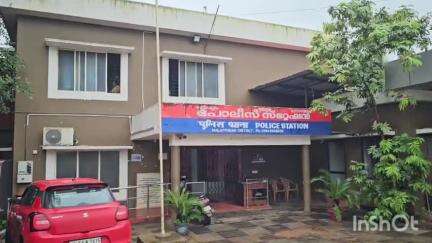 തിരൂര്‍: കുറ്റിപ്പുറം തങ്ങള്‍പടിയില്‍ രണ്ടു വീടുകളില്‍ നിന്ന് സ്വർണവും പണവും കവർന്ന പ്രതി പിടിയില്‍