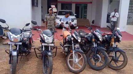 औंधी पुलिस ने अंतर्राज्यीय बाइक चोर को किया गिरफ्तार, आरोपी से 5 बाइक, लैपटॉप, प्रिंटर और ₹27000 बरामद