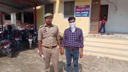 सवायजपुर: शादी समारोह में युवक को गाली-गलौज कर मारपीट करने के मुख्य आरोपी को हरपालपुर पुलिस ने किया गिरफ्तार