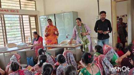 રાપર: રાપર icds કચેરી દ્વારા પોષણ સંગમ અંતર્ગત આંગણવાડી કાર્યકરોને તાલીમ અને માર્ગદર્શન આપવામાં આવ્યું