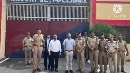 फिरोज़ाबाद: फ़िरोज़ाबाद जिला कारागार का जिला जज, DM और SSP ने किया औचक निरीक्षण, सुरक्षा को लेकर दिए सख्त निर्देश