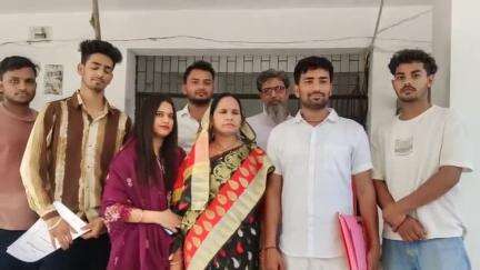 चकिया पिपरा: मेहसी नगर पंचायत चुनाव के नामांकन के दूसरे दिन गुरुवार को वार्ड पार्षद पद के लिए एक प्रत्याशी ने दाखिल किया नामांकन