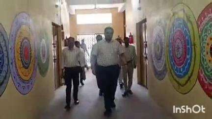 अकबरपुर: डीएम ने निर्वाचन कार्यालय में ईवीएम और वीवीपैट गोदाम का निरीक्षण किया, सुरक्षा पर दिए निर्देश