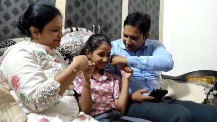 थानेसर: धर्मनगरी कुरुक्षेत्र की 9 वर्षीय एनाया सौदा ने माउंट एवरेस्ट बेस कैंप फतह किया