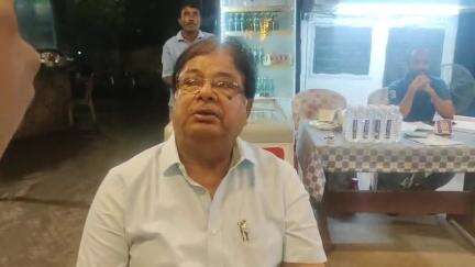 দিনহাটা ২: "কাঁচের ঘরে থেকে ঢিল মারবেন না” — দিনহাটা থেকে প্রধানমন্ত্রী নরেন্দ্র মোদীকে পাল্টা কটাক্ষ মন্ত্রী উদয়ন গুহের