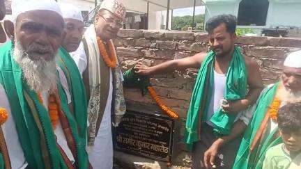 मधुबनी: पूर्व मंत्री समीर महासेठ ने शहर में तीन समरसेबल का किया उद्घाटन