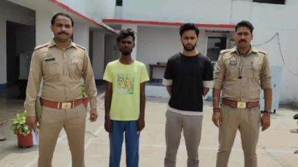 नवाबगंज: गांधीनगर के पास कोतवाली नगर पुलिस टीम ने 1 शातिर चोर और एक अभियुक्त को किया गिरफ्तार, कब्जे से मोबाइल बरामद