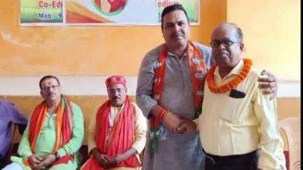 डोमचांच: वॉर्ड नंबर-8 स्थित महेश एकेडमी में वन नेशन-वन इलेक्शन विषय पर भारतीय जनता पार्टी किसान मोर्चा ने की संगोष्ठी