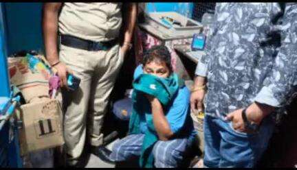 ऋषिकेश: छिद्दरवाला व खदरी श्यामपुर में आबकारी विभाग की रेड, दो अभियुक्त रोहित कुमार और तामेश्वर प्रसाद राणाकोटि गिरफ्तार