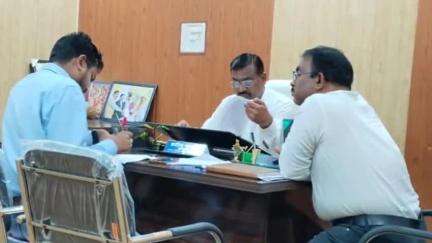 चांपा: चांपा नगर पालिका अध्यक्ष ने लिया बड़ा एक्शन, लापरवाही बर्दाश्त नहीं