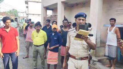 बाघमारा/कतरास: बाघमारा के धर्माबांध में पांच घरों से ₹8 लाख की नकदी व जेवरात चोरी, पुलिस जांच में जुटी
