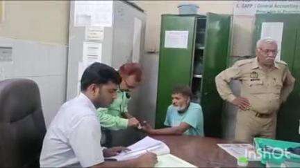 कोल: मथुरारोड़ में शराब के पैसे न मिलने पर कलयुगी बेटे ने पिता को चाकू मारकर किया घायल, पिता ने पुलिस से कार्रवाई की मांग की