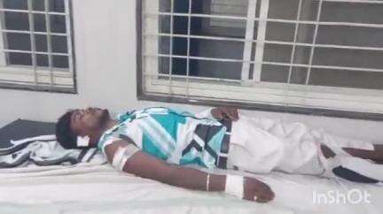 घोड़ाडोंगरी: घोड़ाडोंगरी में पुलिस चौकी के पास कार और बाइक की भिड़ंत, बाइक सवार युवक गंभीर रूप से घायल