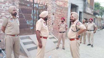 ਮਾਨਸਾ: ਯੁੱਧ ਨਸ਼ਾ ਵਿਰੁੱਧ ਮੁਹਿੰਮ ਤਹਿਤ ਪੁਲਿਸ ਵੱਲੋਂ ਜ਼ਿਲ੍ਹੇ ਅੰਦਰ ਵੱਖ-ਵੱਖ ਥਾਵਾਂ 'ਤੇ ਚਲਾਇਆ ਸਰਚ ਅਭਿਆਨ