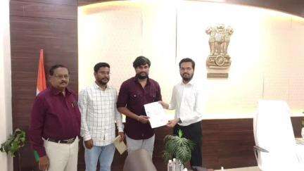 వైసిపి నాయకులుచేతులహత్యకుగురైనవీధి సుబ్రహ్మణ్యంసోదరులకుసోషల్వెల్ఫేర్లోఉద్యోగం.. నియమక పత్రాలు అందజేసిన jc రాహుల్ మీనా