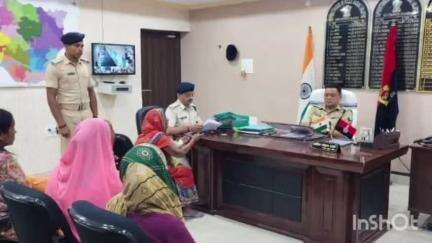 हाजीपुर: वैशाली SP कार्यालय में जन शिकायत निवारण कैंप आयोजित, 23 लोगों ने सुनाई अपनी समस्या