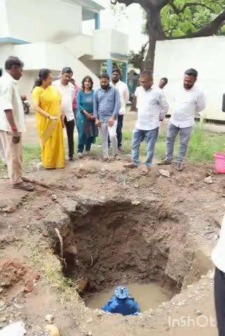 మట్టేవాడ వాటర్ ట్యాంక్ వద్ద వాల్వు మరమ్మతు పనులను పరిశీలించిన మేయర్ సుధారాణి